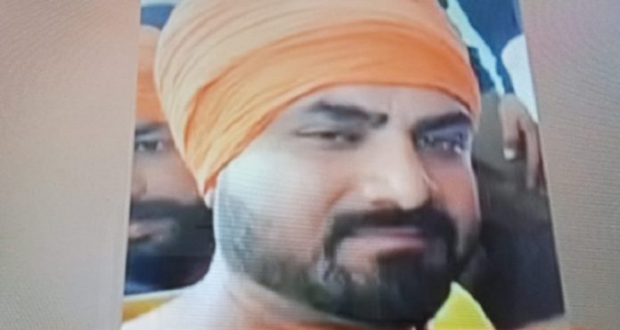 अमृतसर शराब के नशे में धुत्त बेटे ने की अपने माता-पिता की हत्या Svg%3E